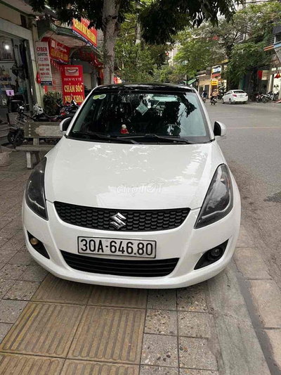 Suzuki Swift 2015 1.4 AT - 120000 km