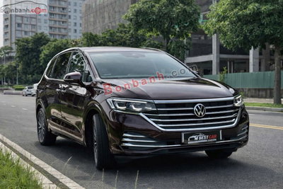 Xe Volkswagen Viloran Luxury 2023