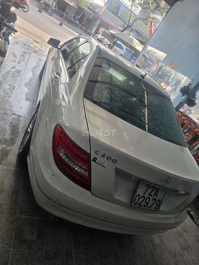 Mercedes-Benz C200 2011 Trắng