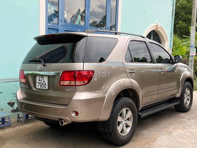 Toyota Fortuner V6 4.0