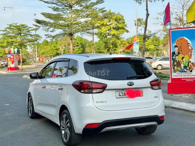Kia Rondo 2017 máy dầu 7 chỗ