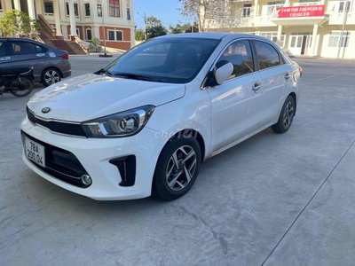 Kia Soluto 2019 Bản đủ Trắng 100.000 km