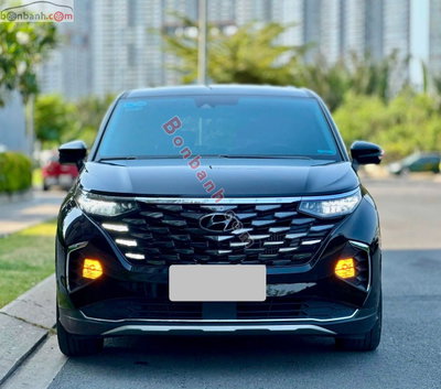 Xe Hyundai Custin Cao Cấp 2.0T 2023