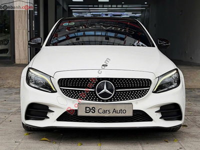 Xe Mercedes Benz C class C300 AMG 2020