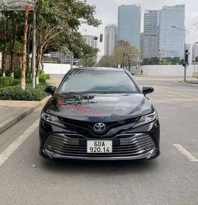 Xe Toyota Camry 2.0G 2020