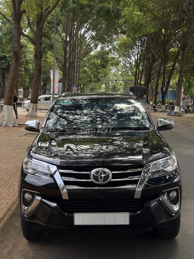 Toyota Fortuner 2019 2.4 AT Đen