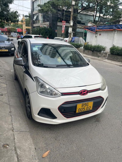 Hyundai i10 2017 Sedan Trắng, chính chủ