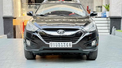 Hyundai Tucson 2012 4WD 130000 km Đen
