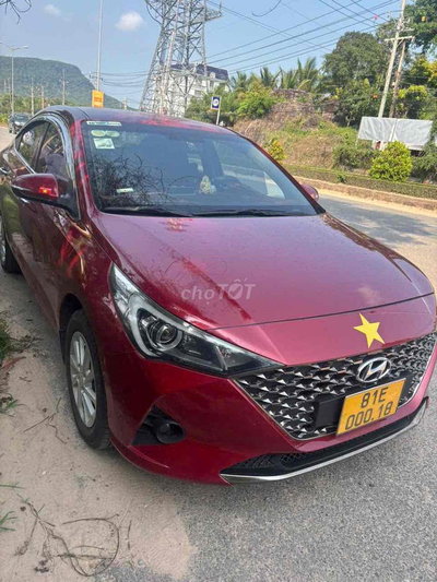 Hyundai Accent 2021 Số sàn Đỏ