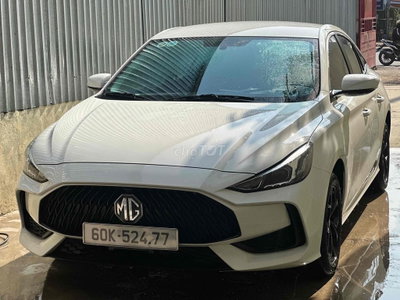 MG MG 5 STD 2024 7600 Km Trắng