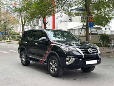 Xe Toyota Fortuner 2.7V 4x2 AT 2016