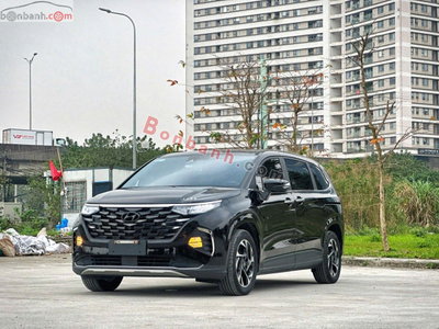 Xe Hyundai Custin Cao Cấp 2.0T 2025