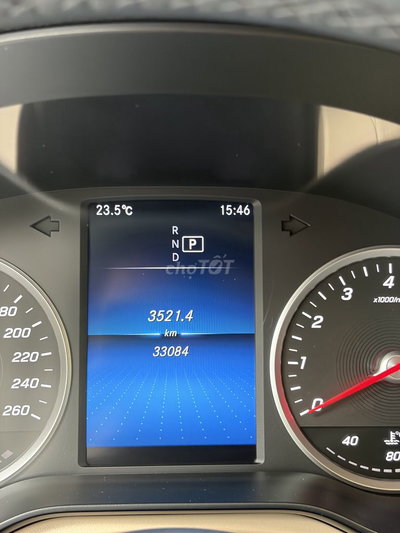 Mercedes-Benz GLC 200 2022 Trắng