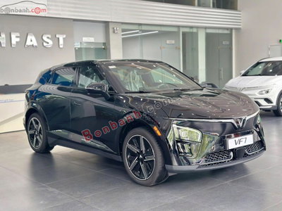Xe VinFast VF7 Plus AWD 2026