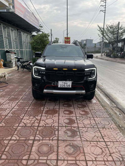 Ford Ranger Stormtrak 2024 Đen 5000 km