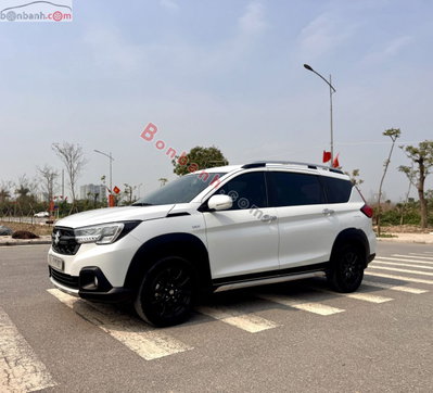 Xe Suzuki XL7 Hybrid 1.5 AT 2024