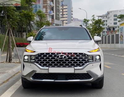 Xe Hyundai SantaFe Cao cấp 2.2L HTRAC 2024