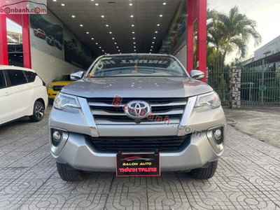 Xe Toyota Fortuner 2.4G 4x2 AT 2018