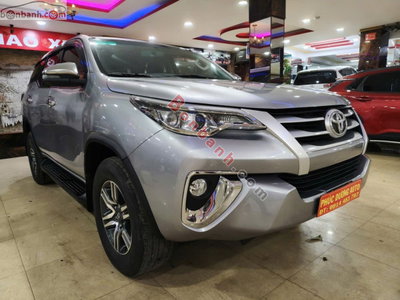 Xe Toyota Fortuner 2.4G 4x2 MT 2019