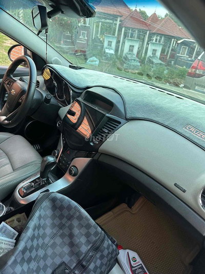 Chevrolet Cruze 2015 LTZ bản cao cấp số tự động