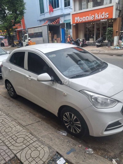 Hyundai i10 2020 Trắng Số sàn
