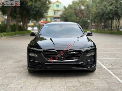 Xe VinFast Lux A 2.0 Premium 2.0 AT 2021