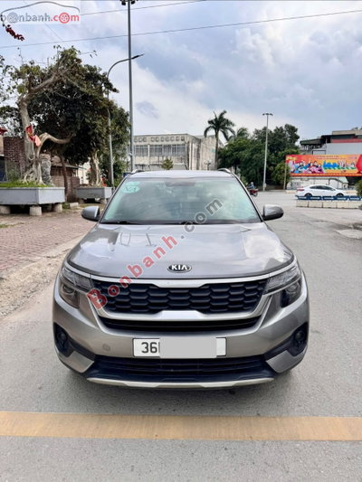 Xe Kia Seltos Deluxe 1.4 AT 2021