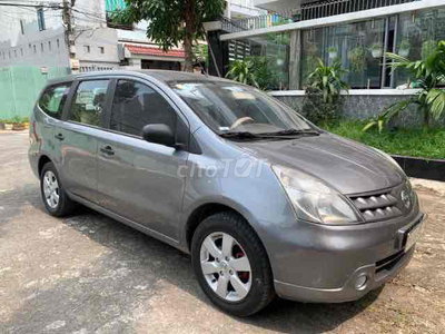 Nissan Grand Livina 2010 MT 85000 km