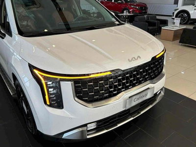 Kia Carnival 2025 Signature 1.6 Turbo HEV 7S