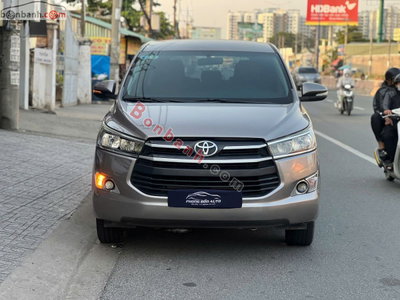 Xe Toyota Innova 2.0E 2019