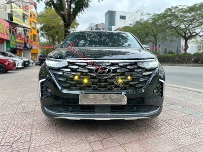 Xe Hyundai Custin Cao Cấp 2.0T 2023