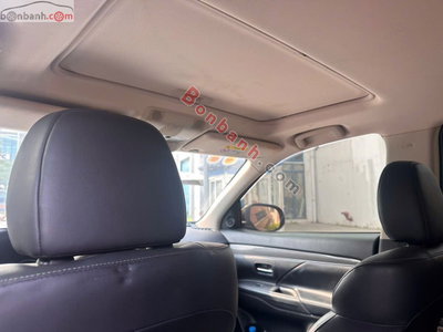 Xe Mitsubishi Outlander Premium 2.4 CVT 2021