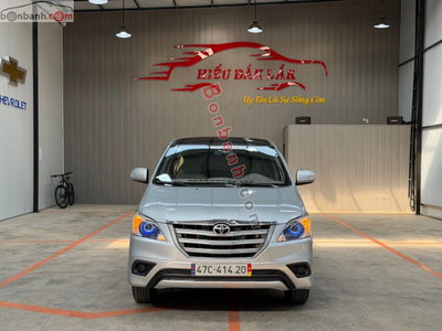 Xe Toyota Innova 2.0E 2015