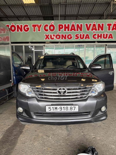 Toyota Fortuner 2013 2.7V 4x4 - 127000 km