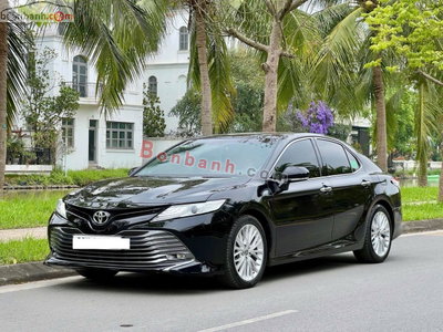 Xe Toyota Camry 2.5Q 2021