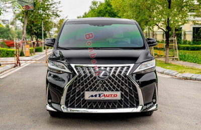 Xe Lexus LM 300h Royal Lounge 2020