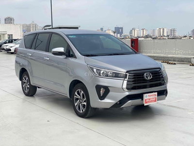 Toyota Innova 2022 2.0G 73.000km Bạc