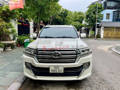 Xe Toyota Land Cruiser VX 4.6 V8 2017