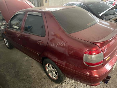 Fiat Siena Đỏ 5 chỗ