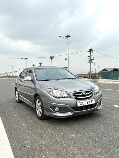 Hyundai Avante 2013 1.6 Xám