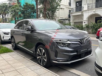 Xe VinFast VF8 Plus AWD 2023
