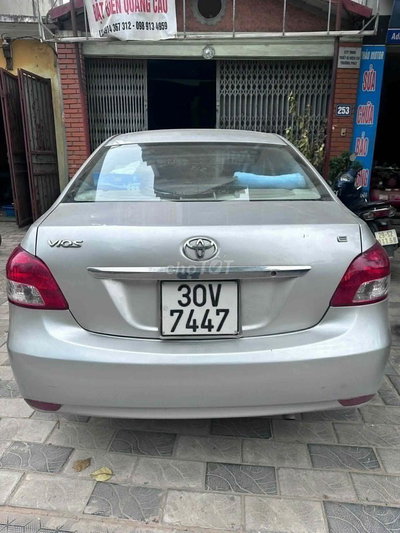 Toyota Vios E 2009 Bạc
