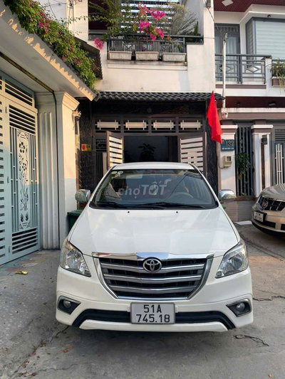 Toyota Innova 2014 J Trắng 109.000 km