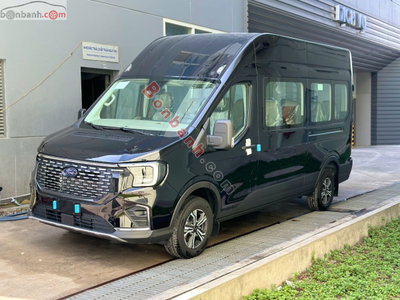 Xe Ford Transit Premium 2026