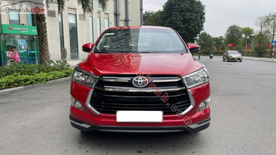 Xe Toyota Innova 2.0 Venturer 2017
