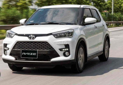 Toyota Raize 2023 Trắng ngọc trai 16.000 km