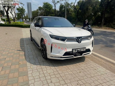 Xe VinFast VF9 Plus 6S SDI 2023