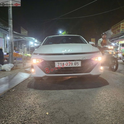 Xe Hyundai Accent 1.5 AT 2025