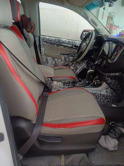 Chevrolet Trailblazer 2.5 LT Trắng
