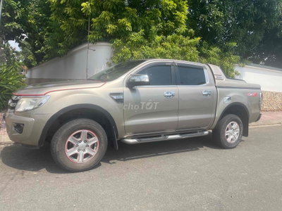 Bán xe Ford Ranger MT 2014 hai cầu XLT